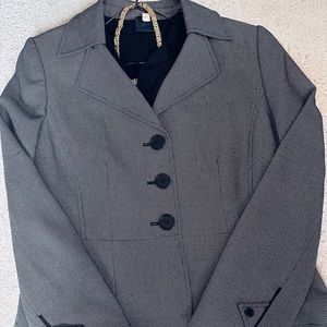 Tahari suit jacket size 12.  Excellent condition